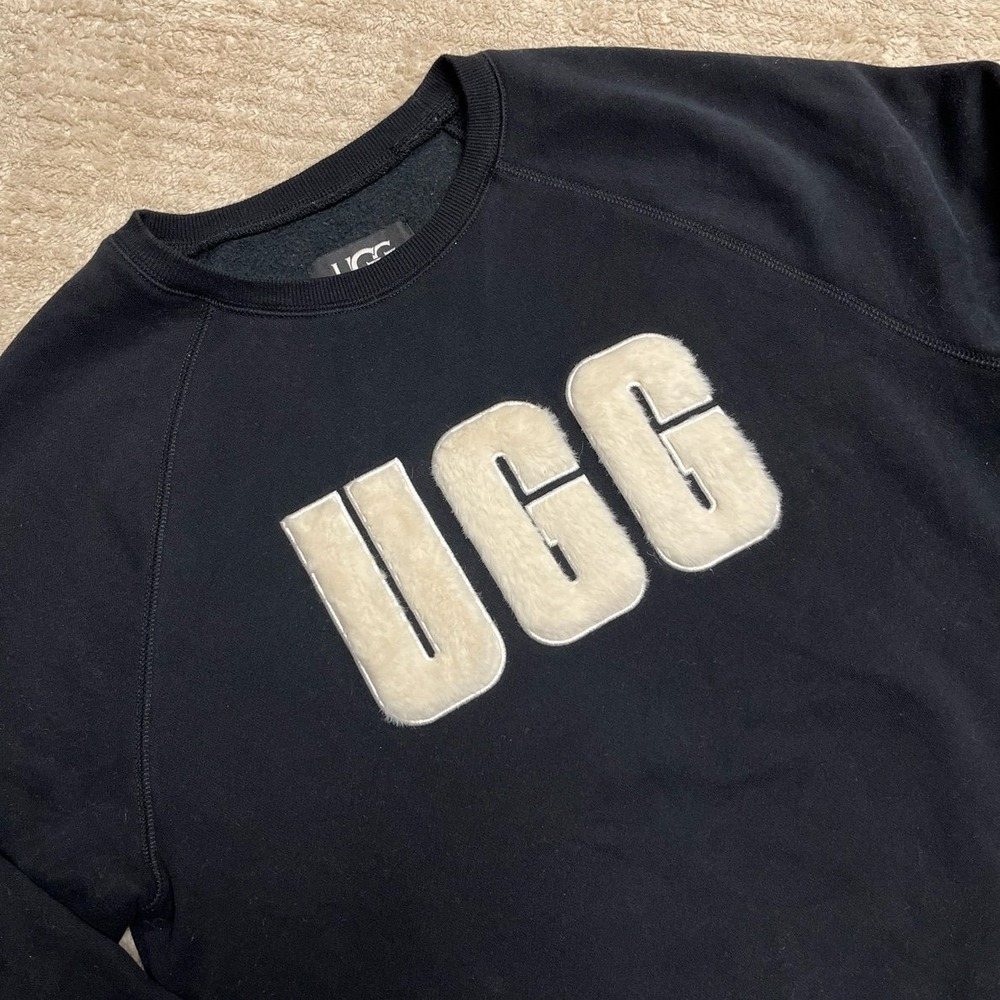 UGG Madeline Fuzzy Logo Crewneck Sweatshirt - Black - VGUC women's size small